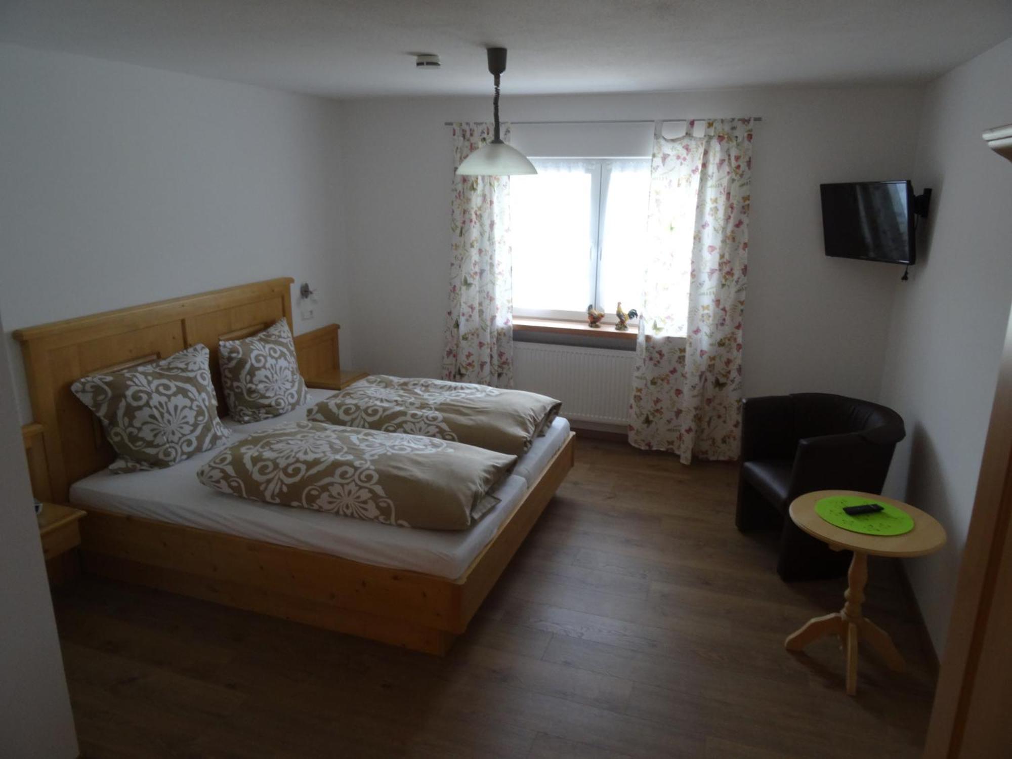 Gaestehaus Erika - Chiemgau Karte Инцел Екстериор снимка