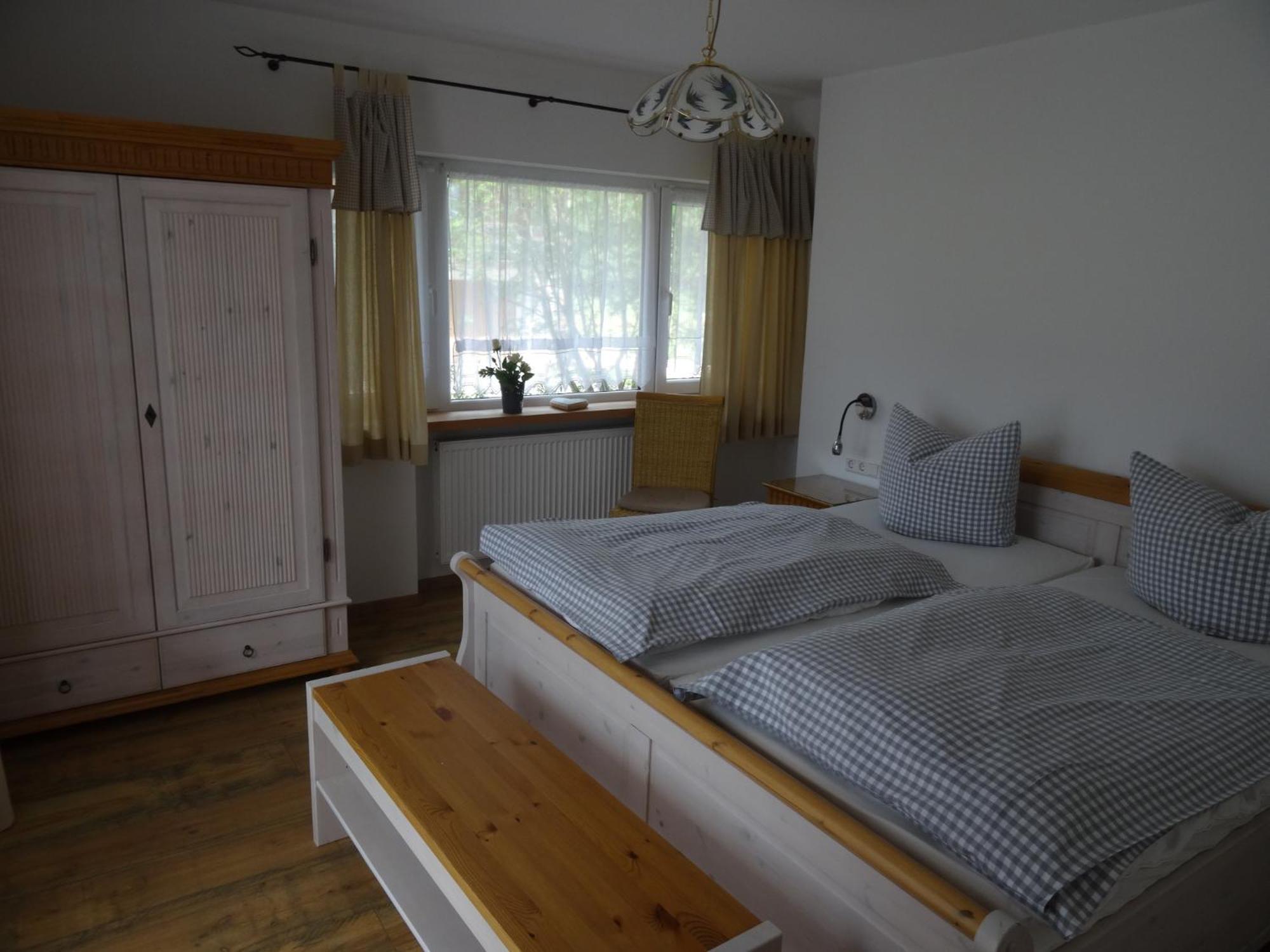 Gaestehaus Erika - Chiemgau Karte Инцел Екстериор снимка