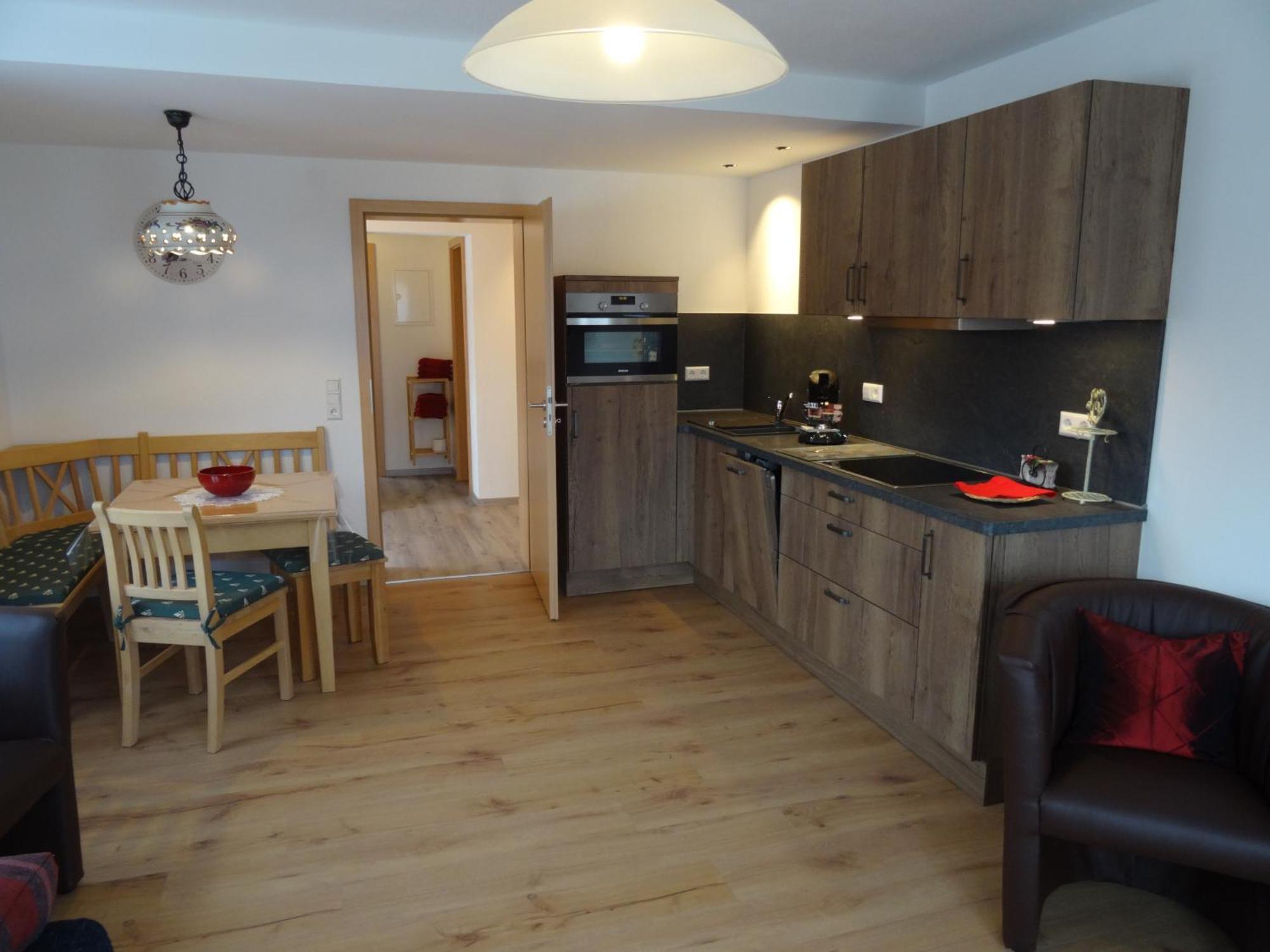 Gaestehaus Erika - Chiemgau Karte Инцел Екстериор снимка